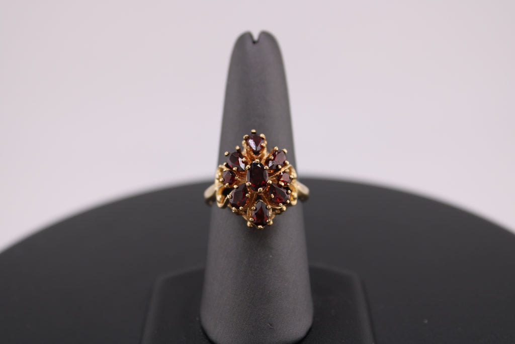 14KT Yellow Gold Garnet Cocktail Ring.
