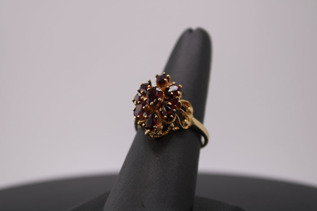 14KT Yellow Gold Garnet Cocktail Ring.