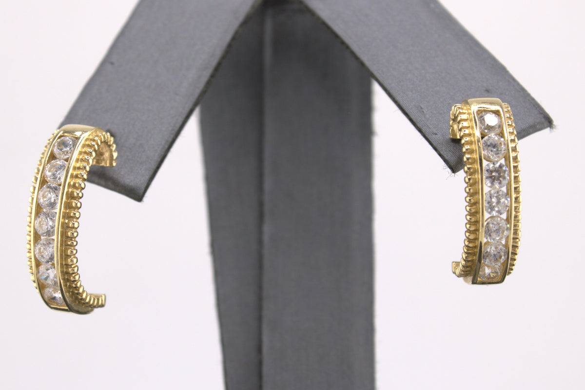 14k Yellow Gold Cubic Zirconia Earrings