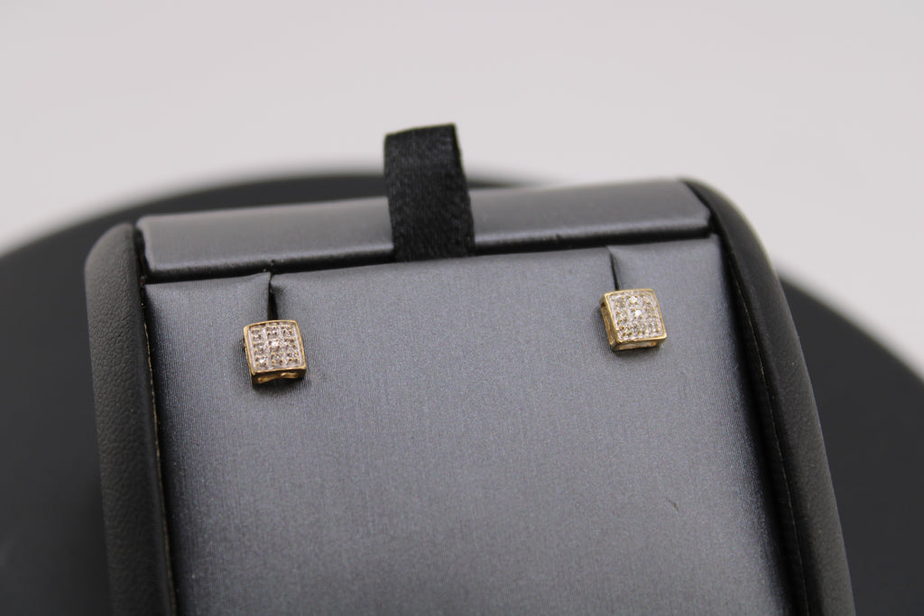 14k Yellow Gold Natural Diamond Screwback Earrings