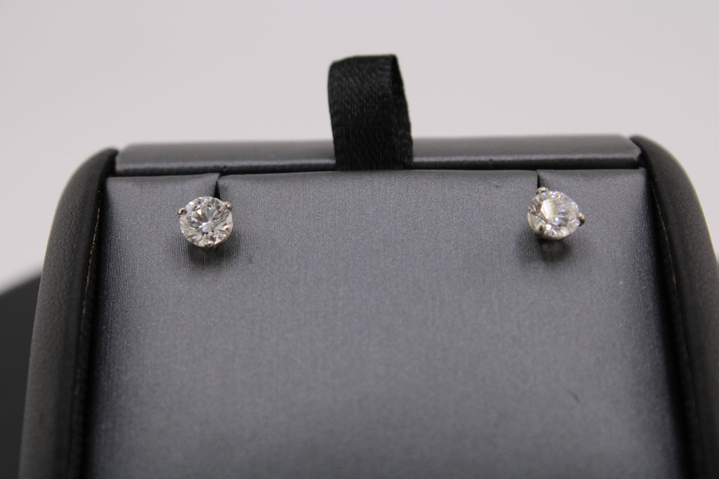 14k White Gold Gold Natural Diamond Stud Earrings
