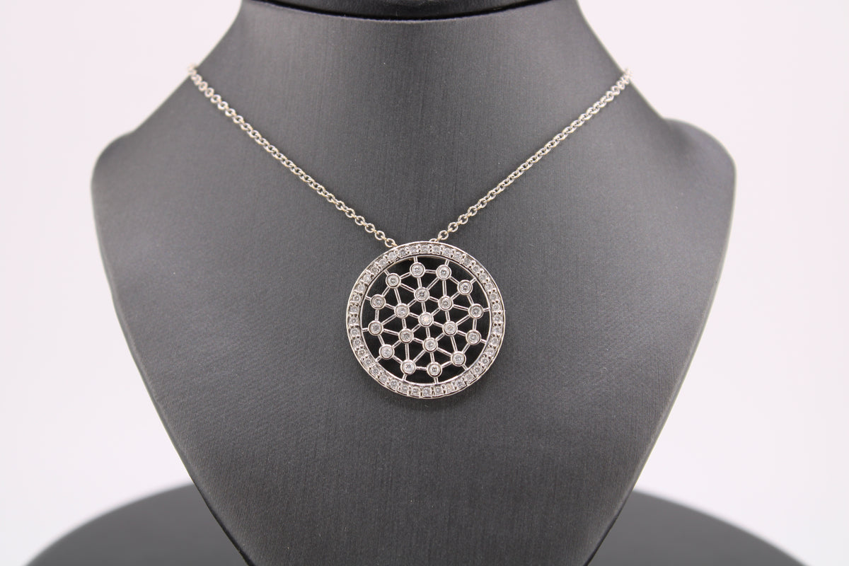 14k White Gold Natural Diamond Pendant Necklace