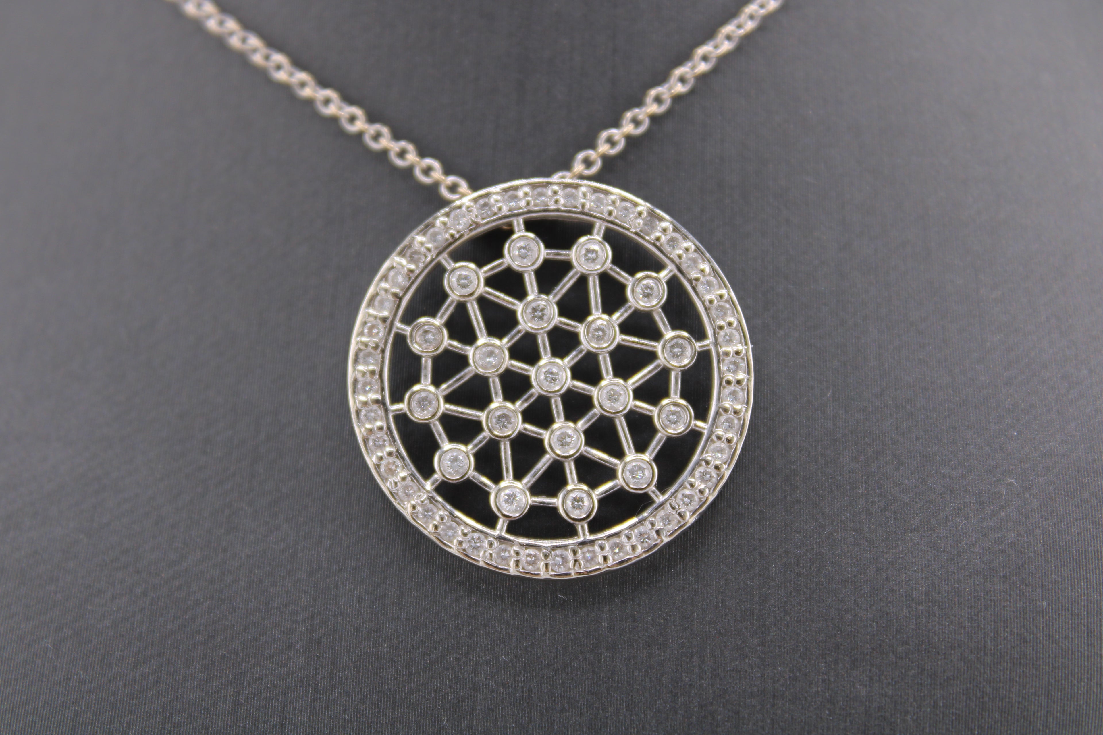 14k White Gold Natural Diamond Pendant Necklace