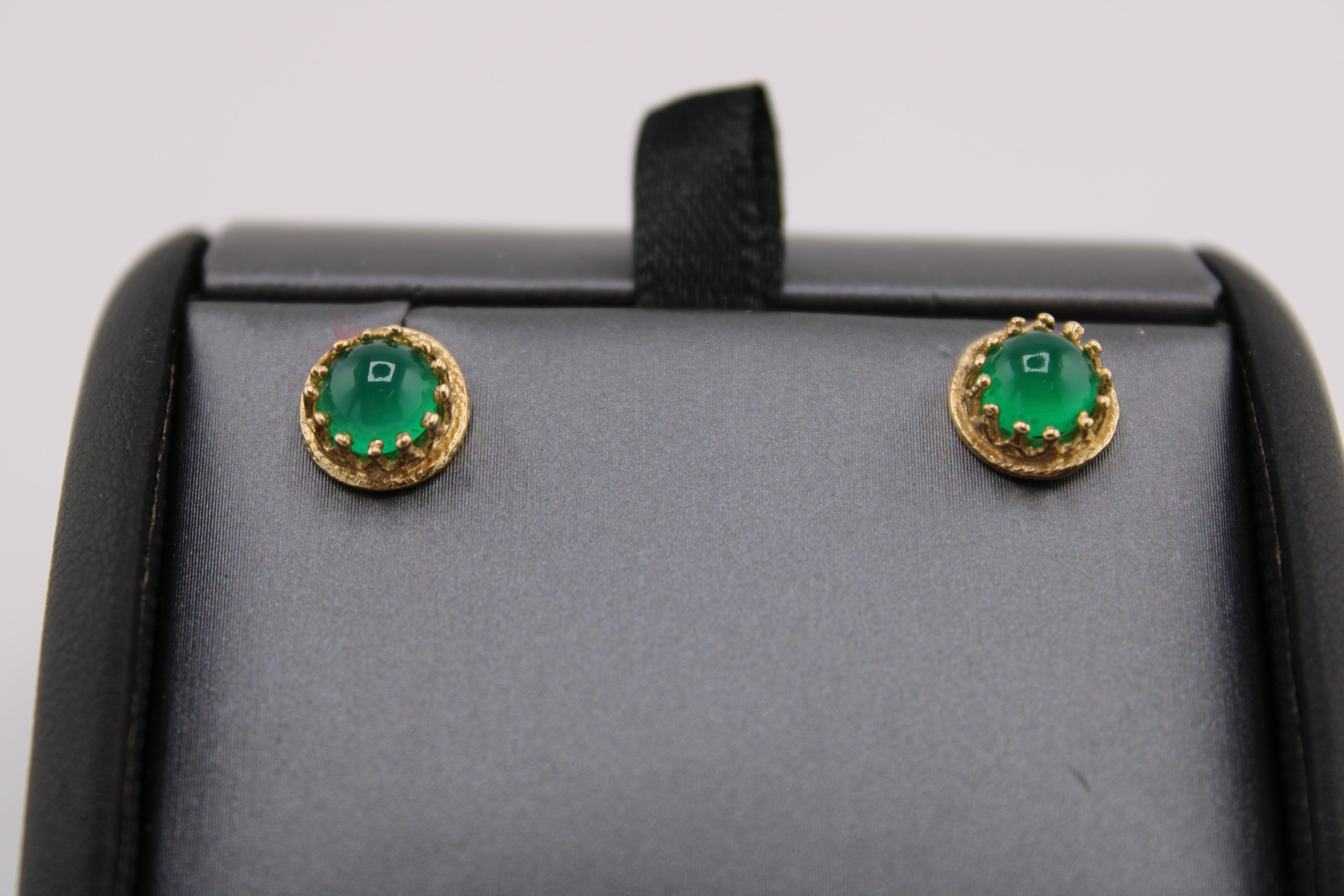 14k Yellow Gold Green Cabochon Earrings