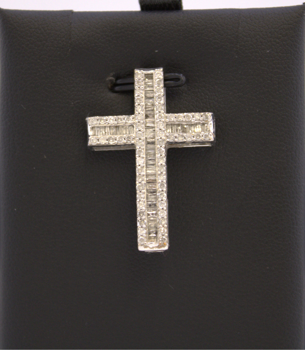 14k White Gold Natural Diamond Cross Pendant