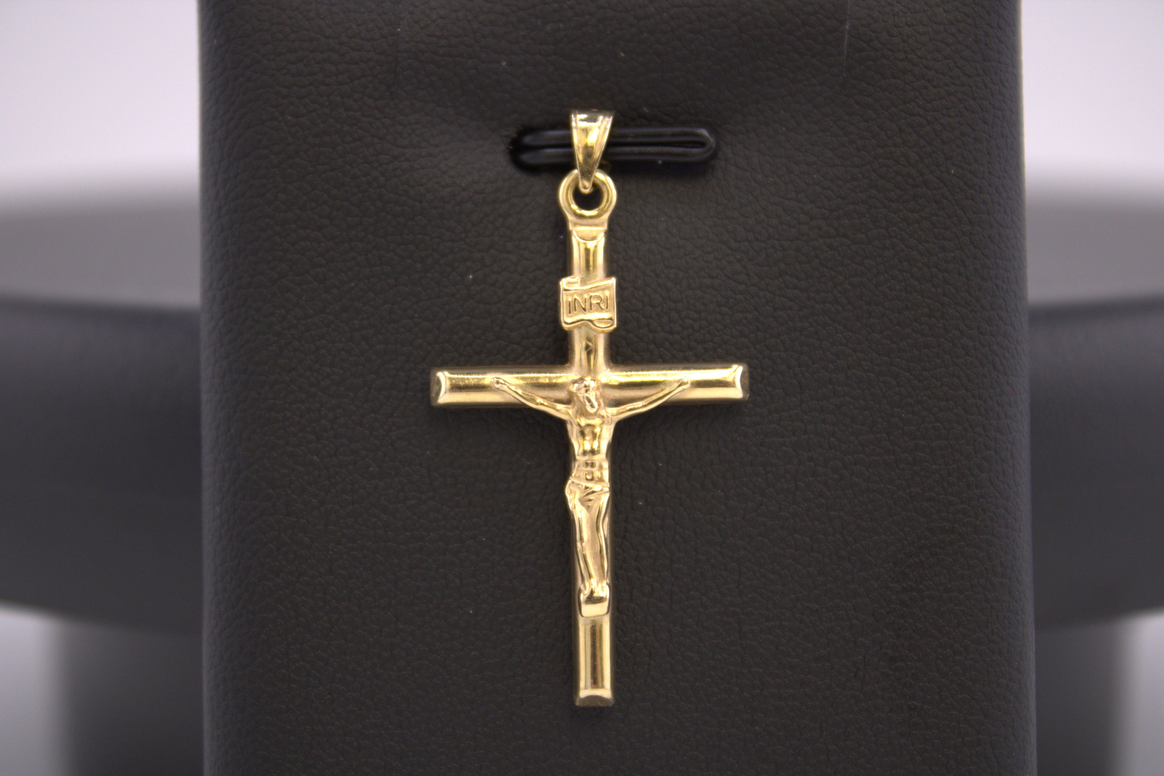 14k Yellow Gold Crucifix Pendant