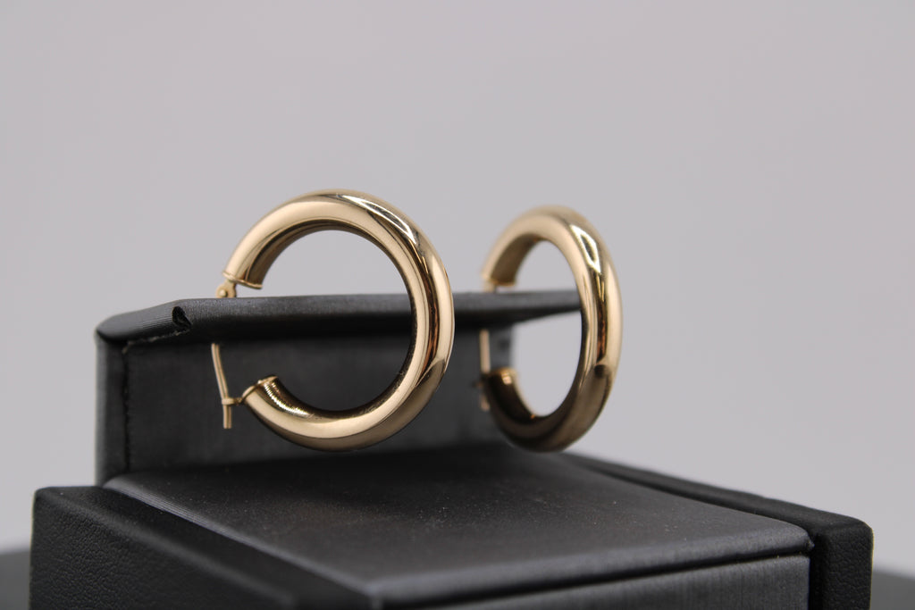 14kt Yellow Gold Hoop Earrings