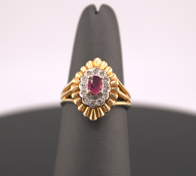 14K Yellow Gold Natural Diamond and Ruby Vintage Style Fashion Ring