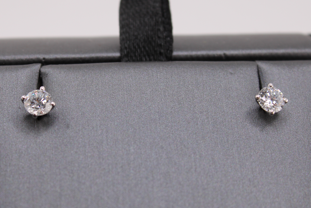 14k White Gold Lab Diamond Earrings