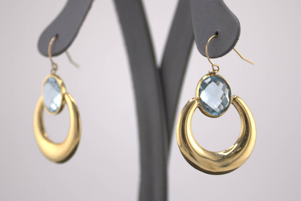 14k Yellow Gold Aquamarine Earrings