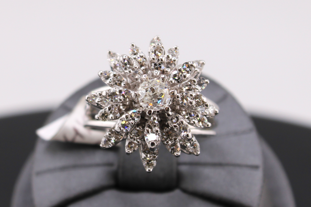 14kt White Gold Ladies Cocktail Ring.