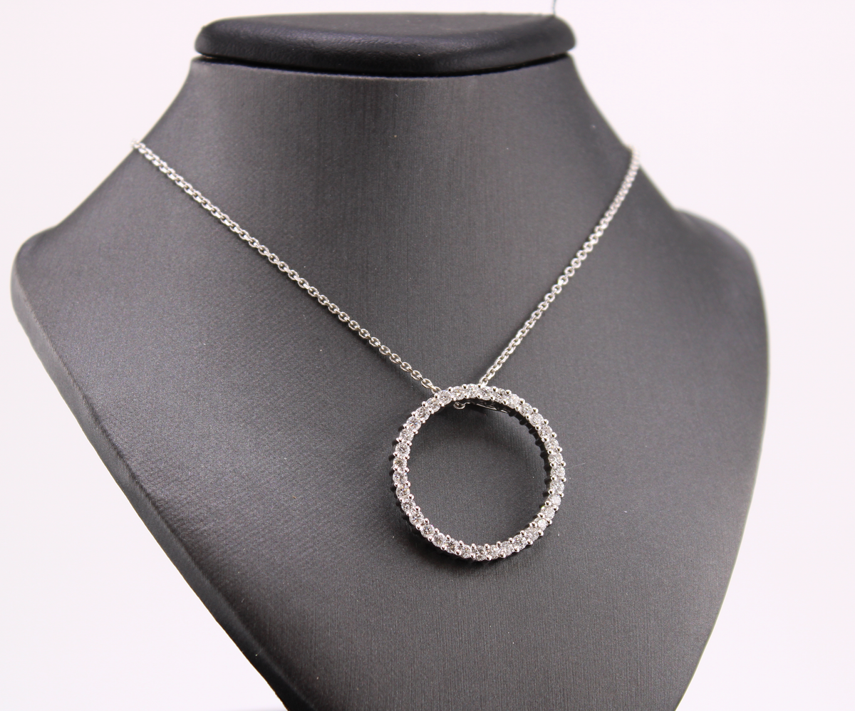 14kt White Gold Natural Diamond Fashion Necklace