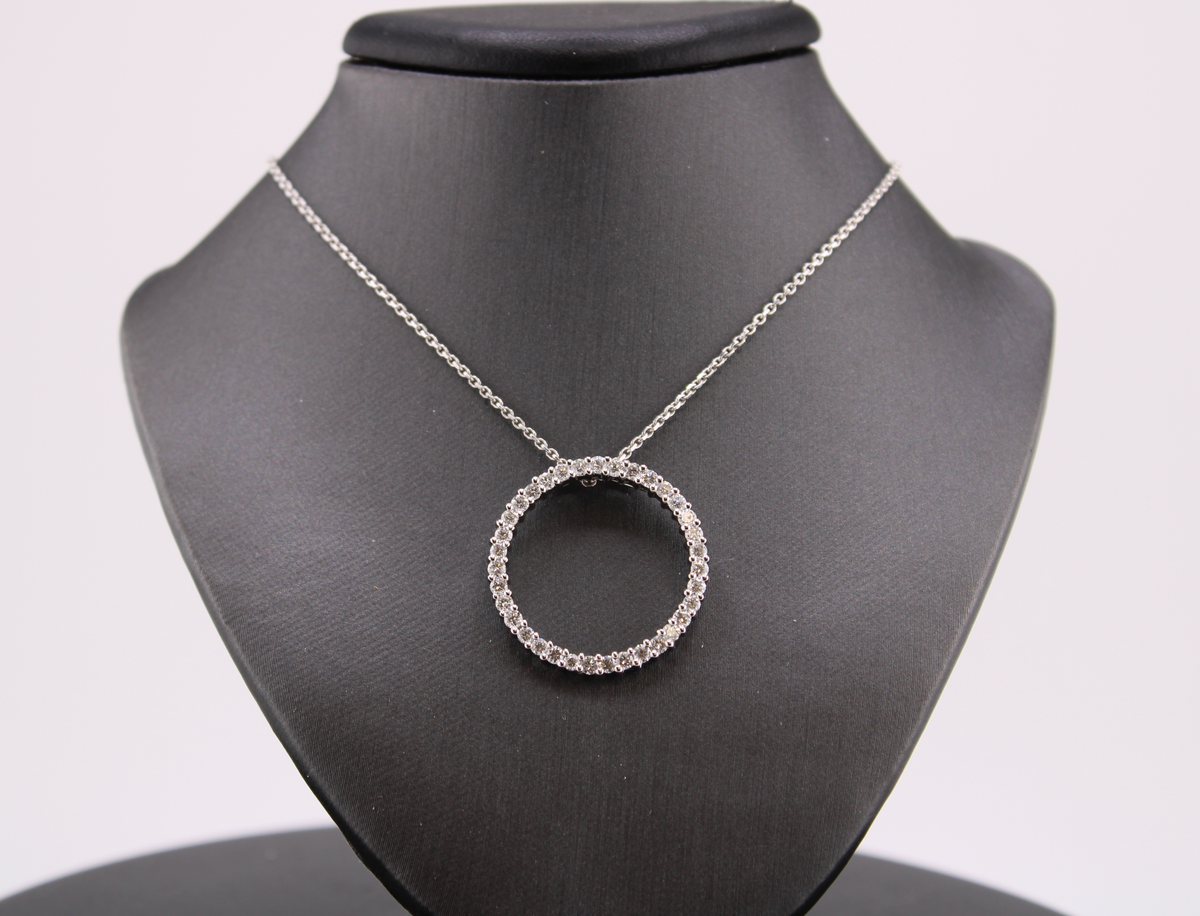 14kt White Gold Natural Diamond Fashion Necklace