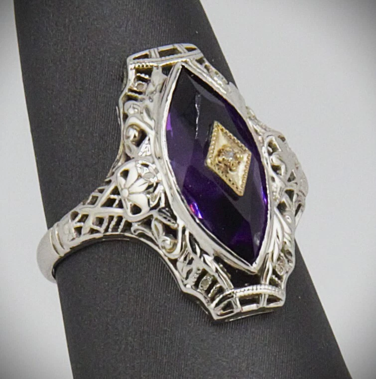 14K white Gold Ring with Amethyst and Natural Diamond