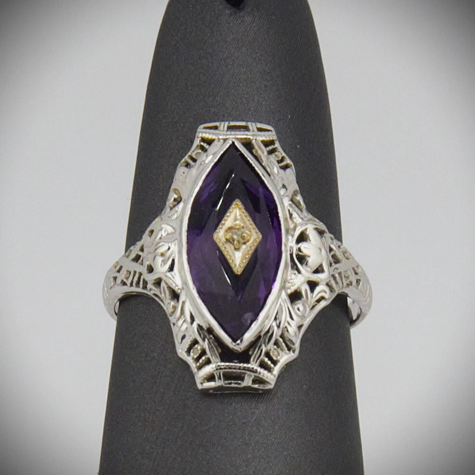 14K white Gold Ring with Amethyst and Natural Diamond