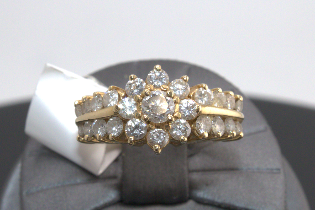 14k Yellow Gold Natural Diamond Floral Fashion Ring