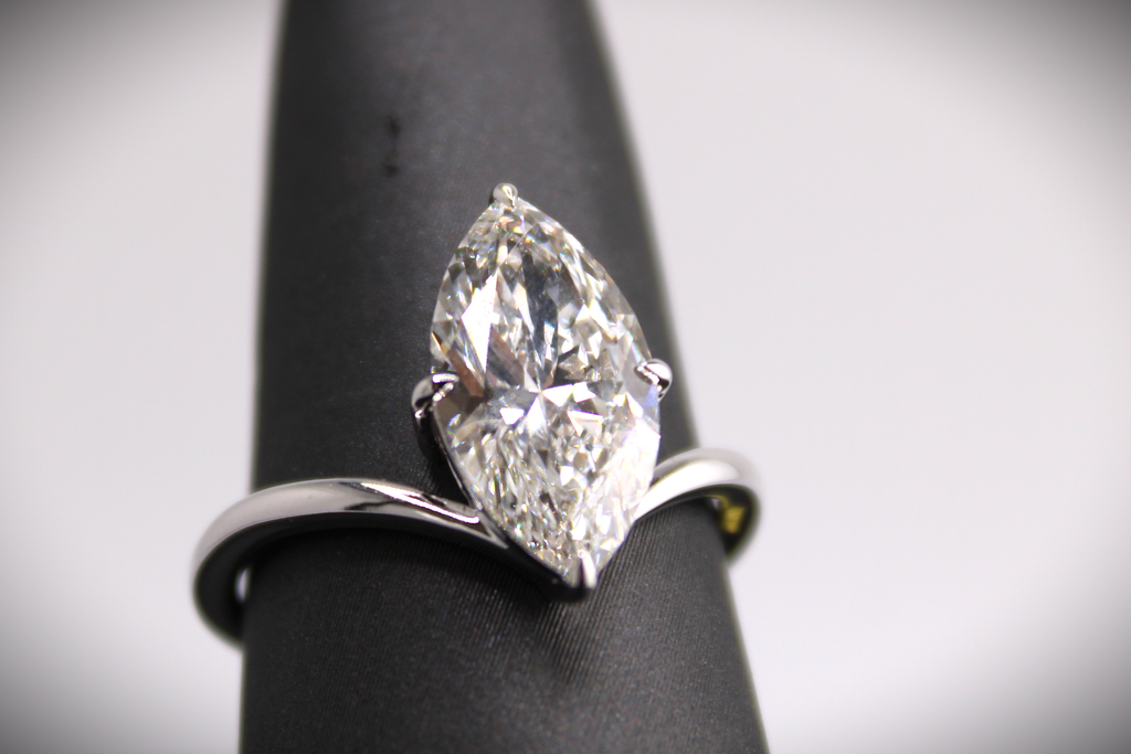 14kt White Gold Lab Diamond Ring