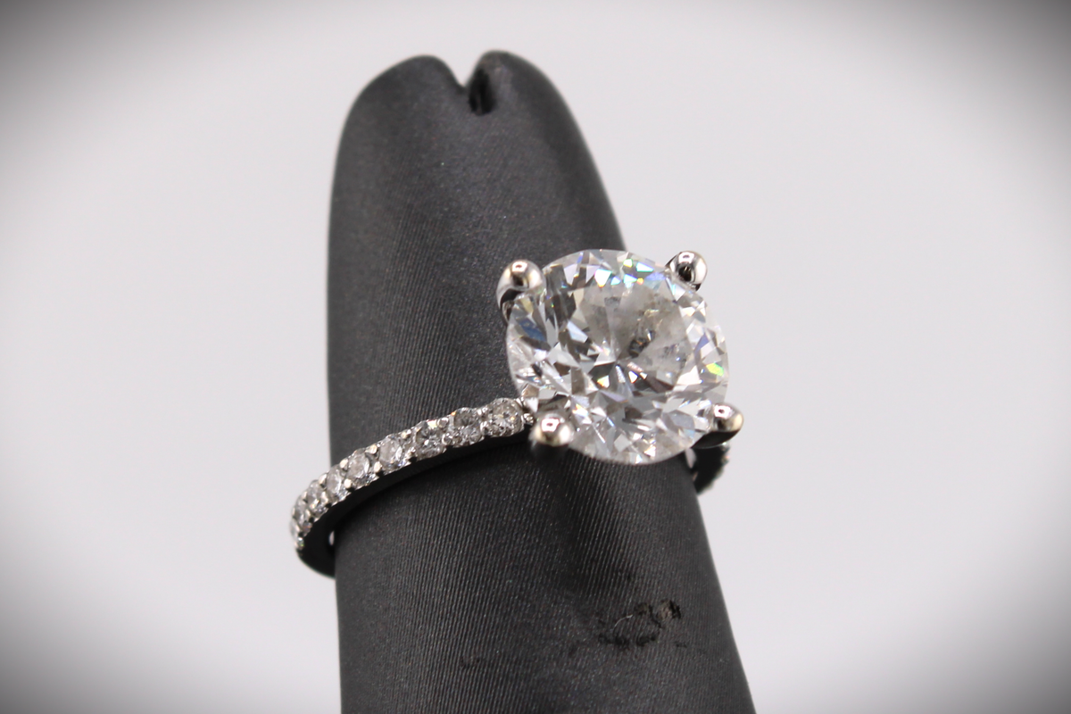 14k White Gold Lab Grown Diamond Engagment Ring