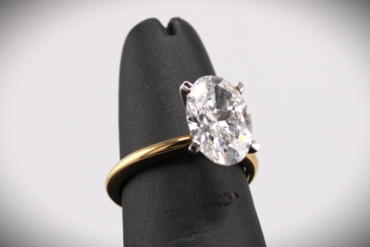 14k Yellow Gold Natural Diamond Engagement Ring
